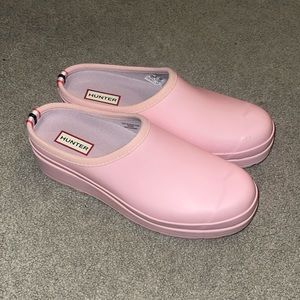 Hunter slip on shoes